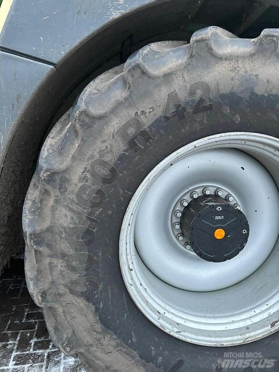 Krone Big X 630 Självgående fälthackar