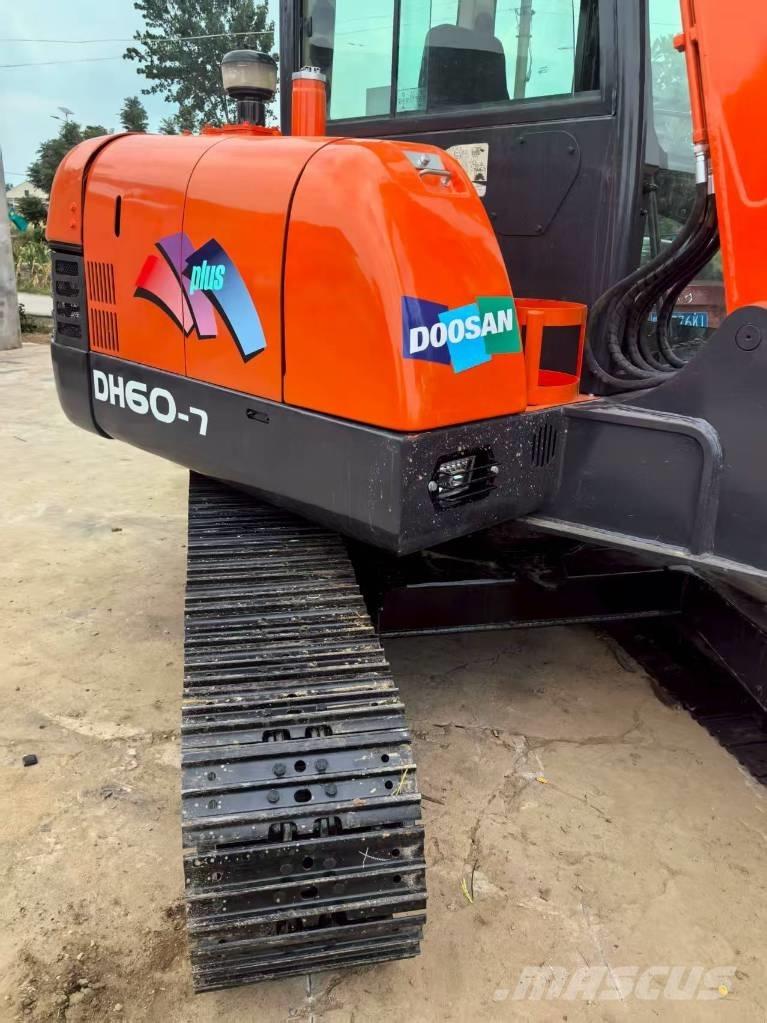 Doosan DH 60 Minigrävare < 7t