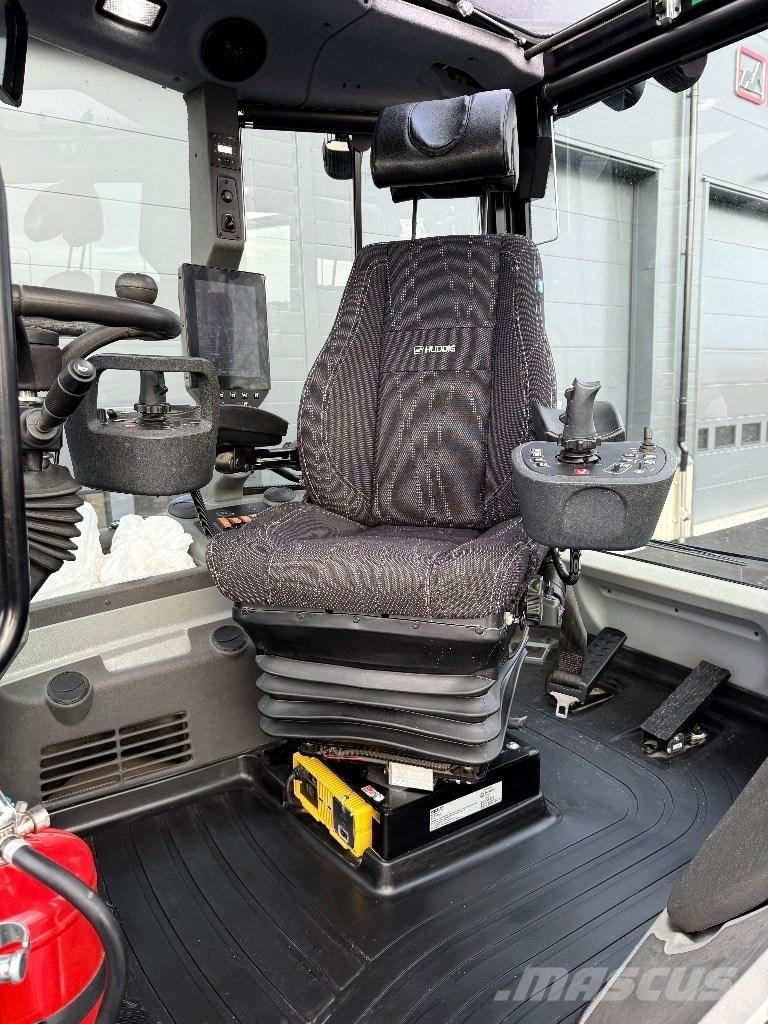 Huddig 1370 Grävlastare