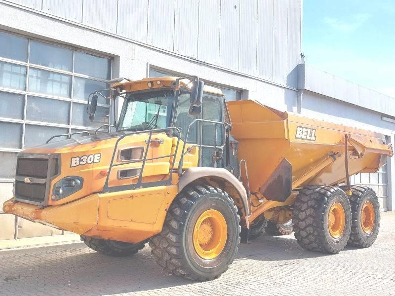 Bell B 30 E Midjestyrd dumper