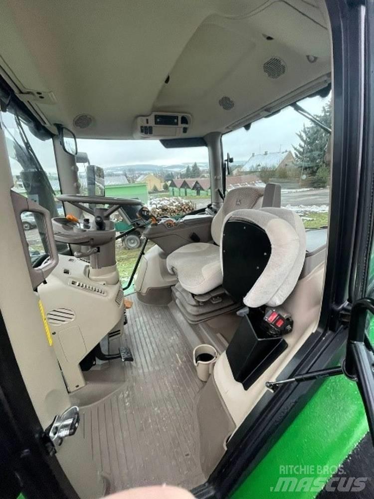 John Deere 6250 R Traktorer