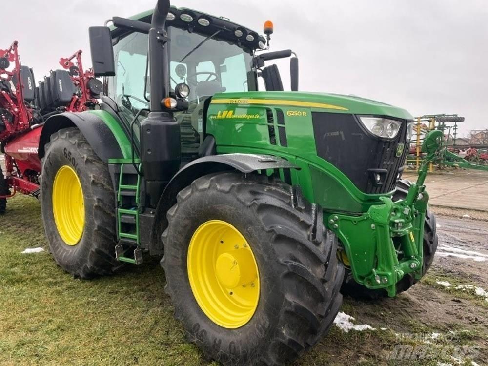 John Deere 6250 R Traktorer