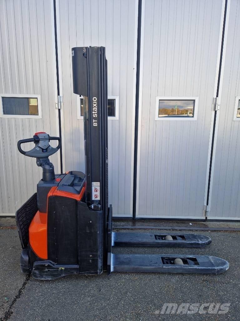 BT SWE 120 L.  57 tim Staplare-led