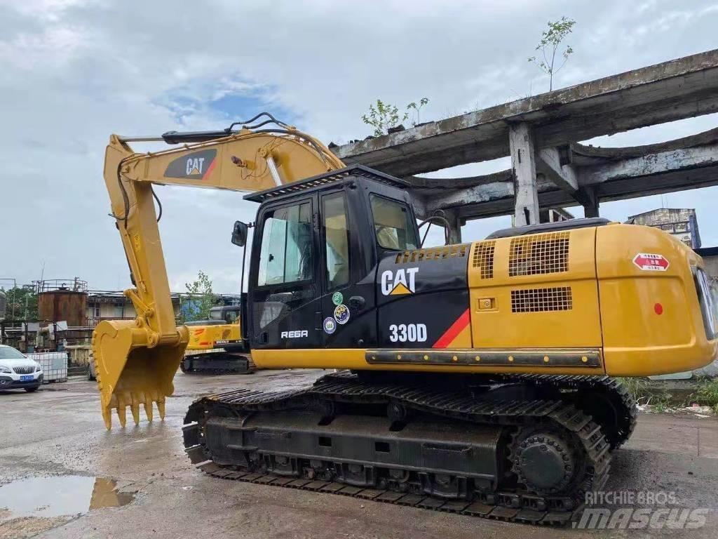 CAT 330 D Bandgrävare