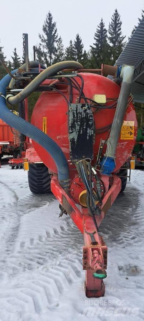Livakka 16,5 m3 Flytgödselspridare