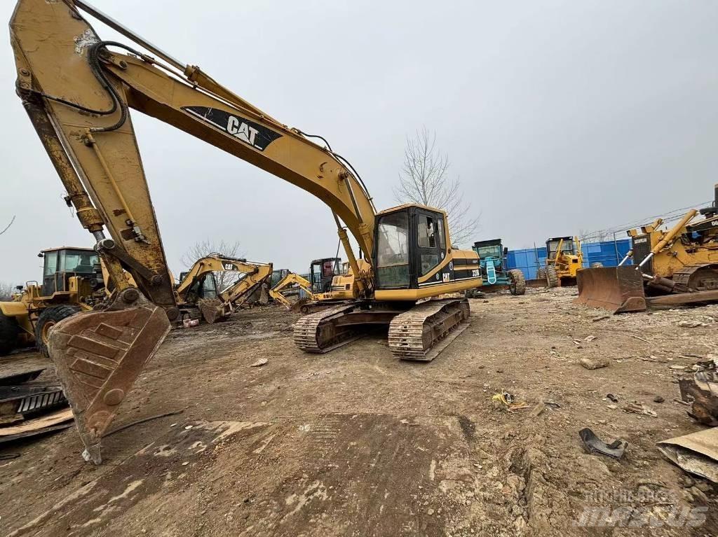 CAT 320 B L Bandgrävare