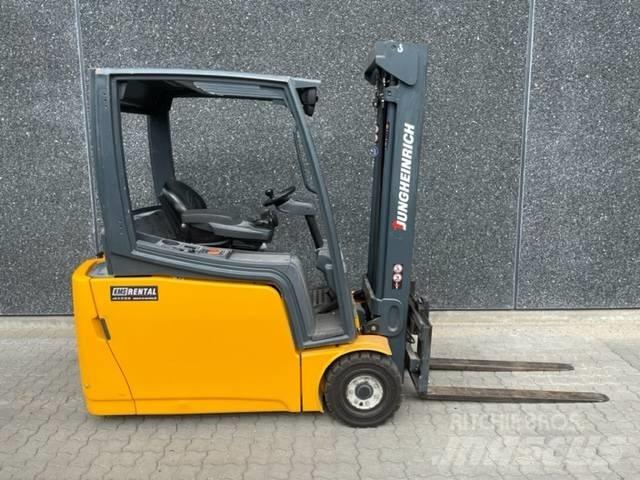 Jungheinrich EFG 218 Elmotviktstruckar