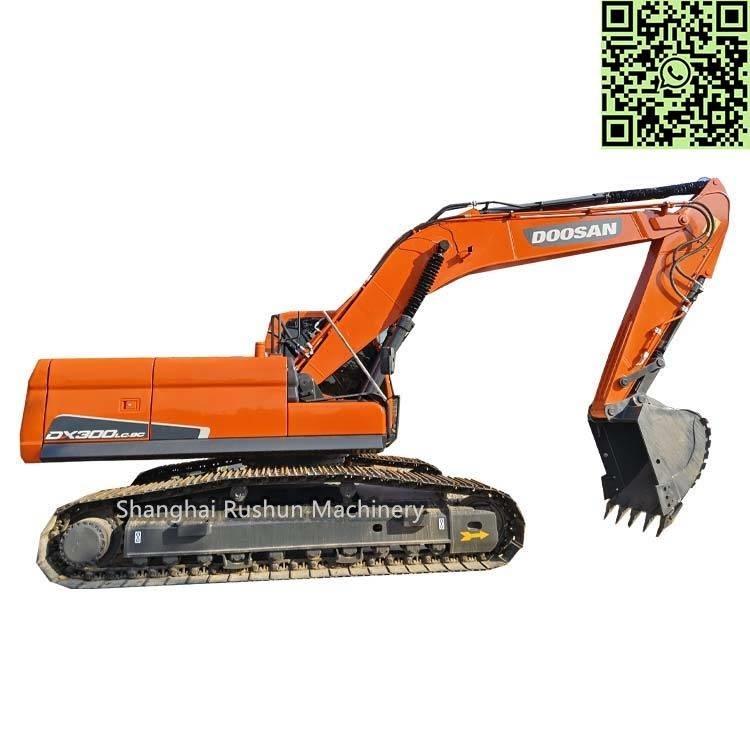 Doosan DX300 Bandgrävare