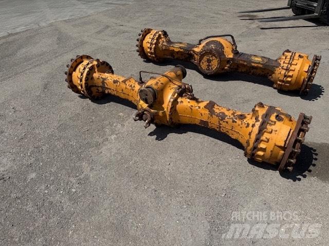 CASE 821 E AXLES Hjulaxlar