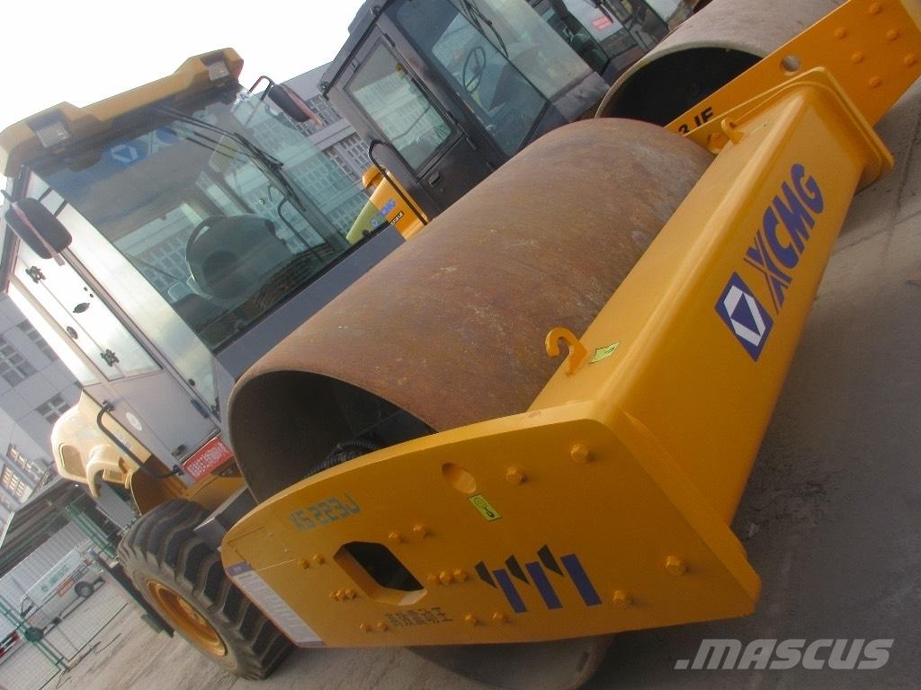 XCMG XS 263 J Envalsvältar