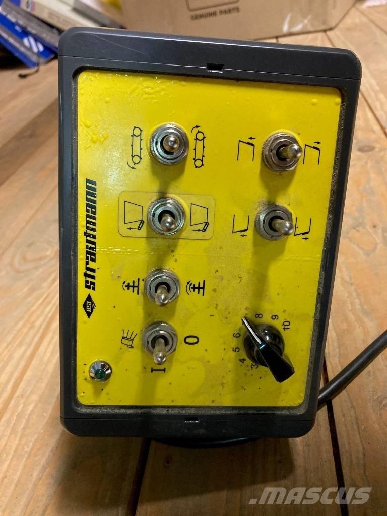 Strautmann 1401 Fullfodervagnar