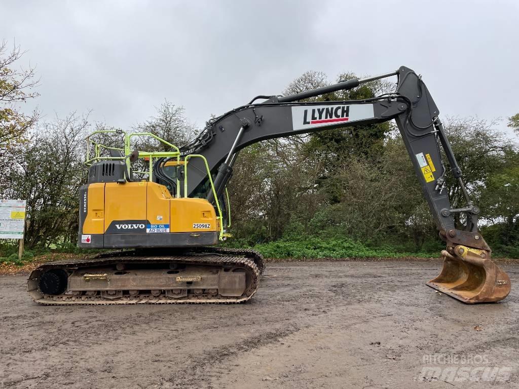 Volvo ECR 235 Bandgrävare