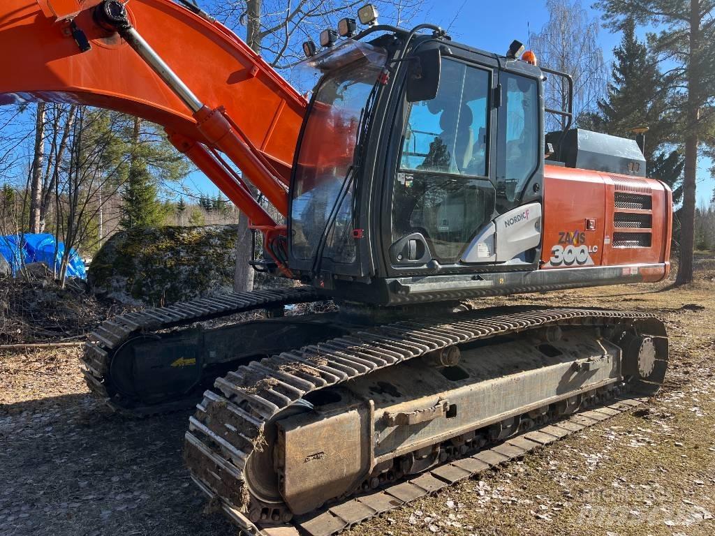 Hitachi ZX 300 LC-6 Bandgrävare