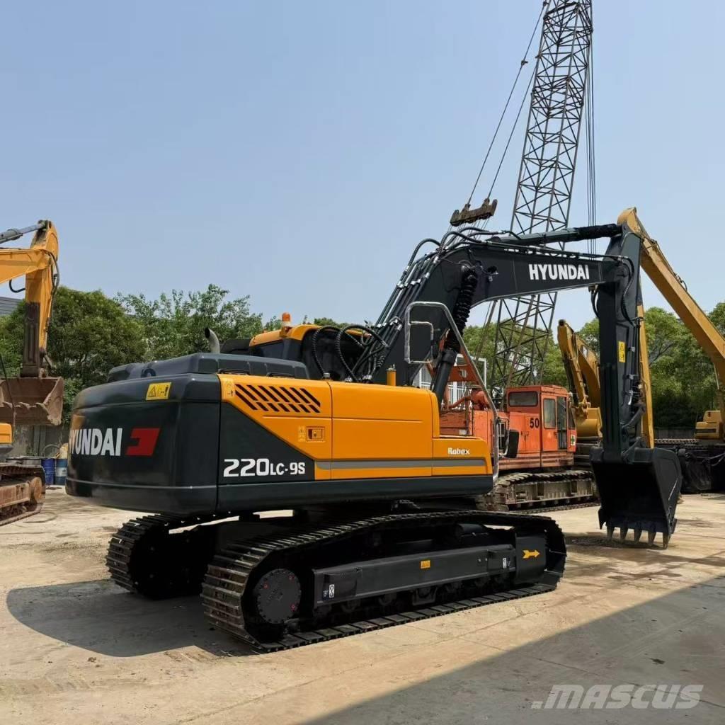 Hyundai R220LC-9S Midigrävmaskiner 7t - 12t