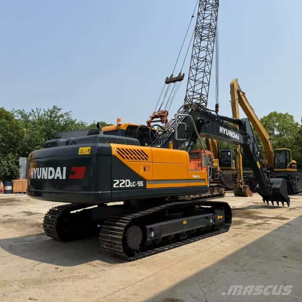 Hyundai R220LC-9S Midigrävmaskiner 7t - 12t