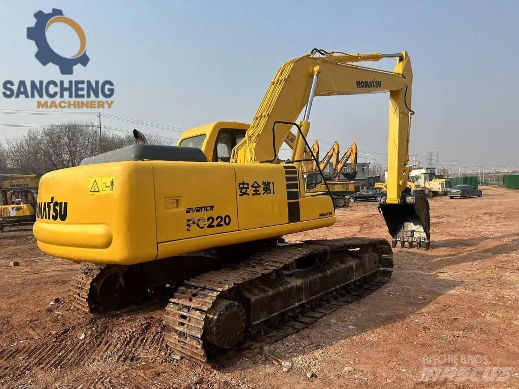 Komatsu PC 220 Bandgrävare