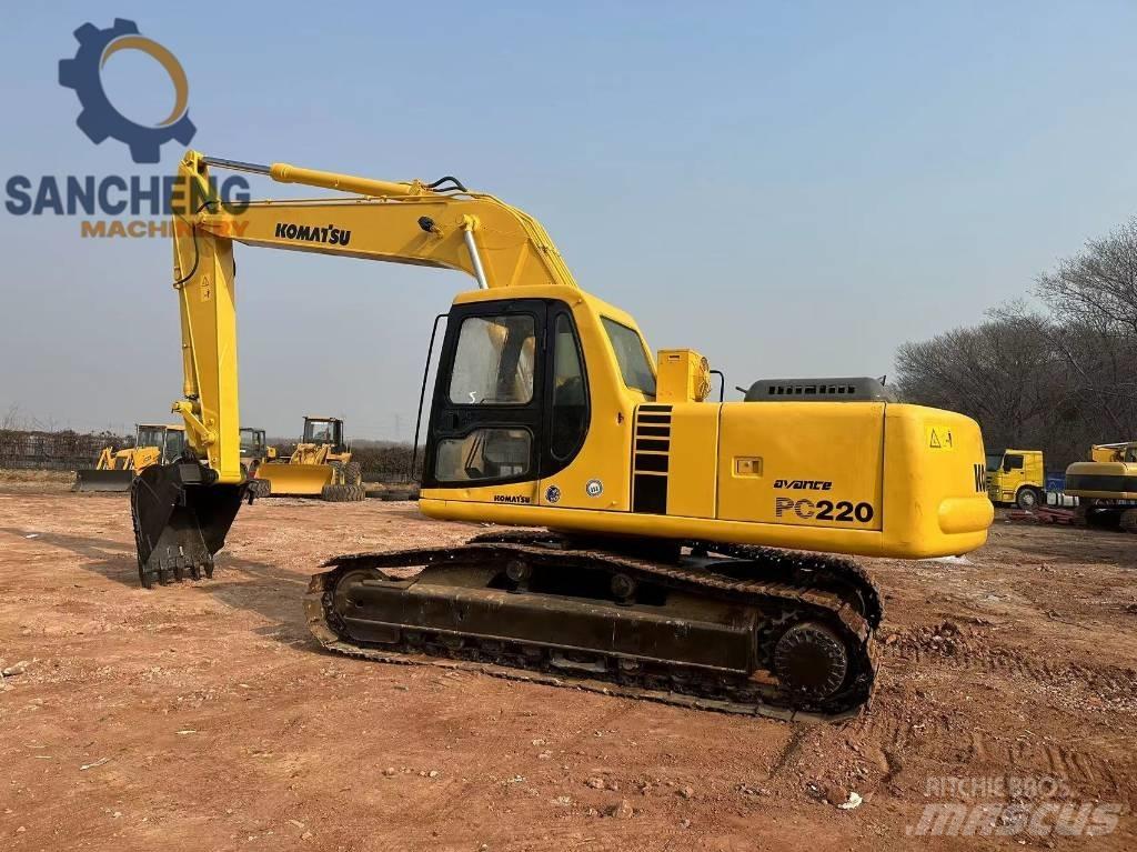 Komatsu PC 220 Bandgrävare
