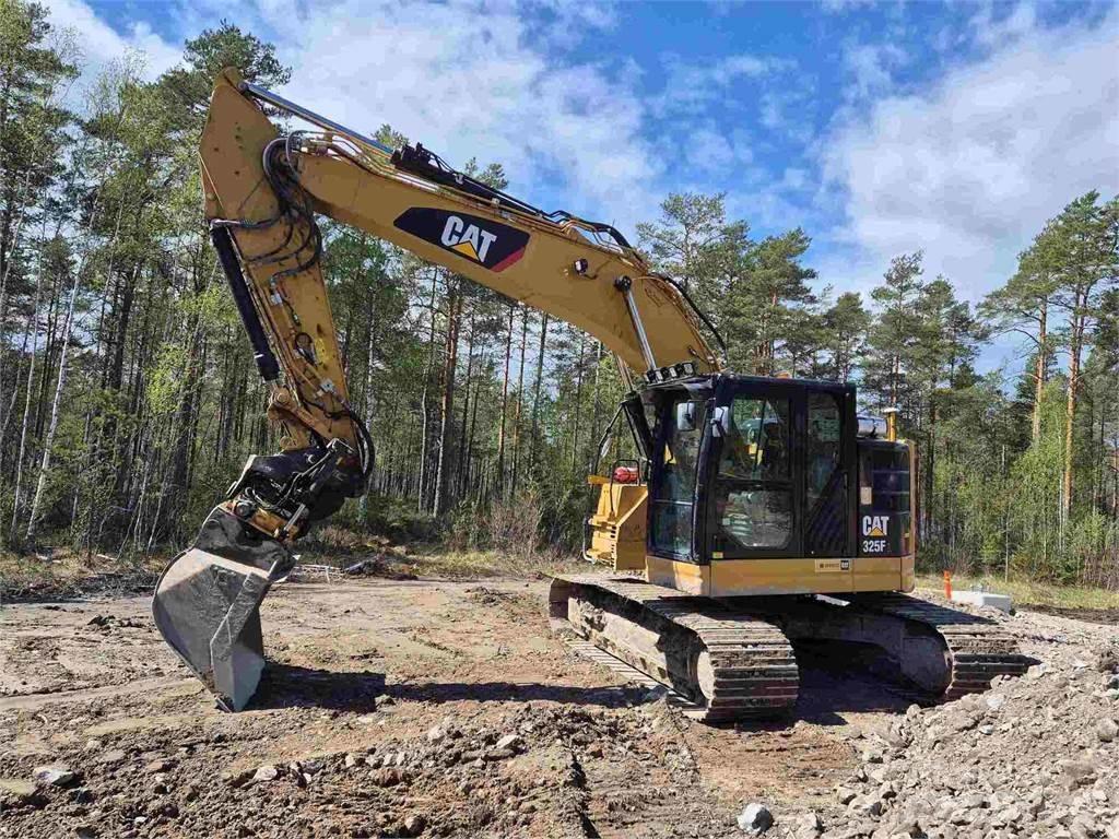 CAT 325FLCR Bandgrävare