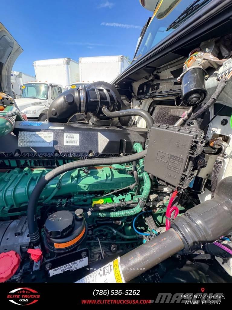 Volvo Commercial VNL Dragbilar