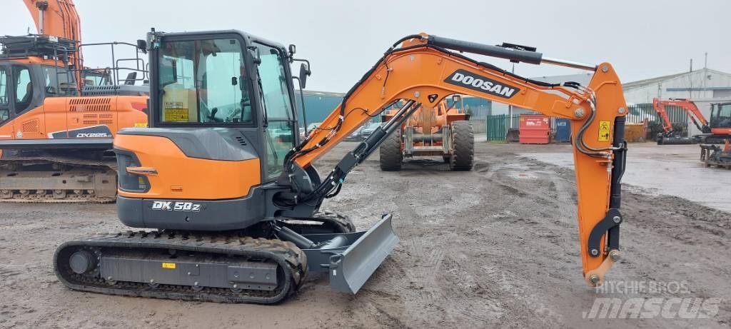 Doosan DX 50 Z Bandgrävare