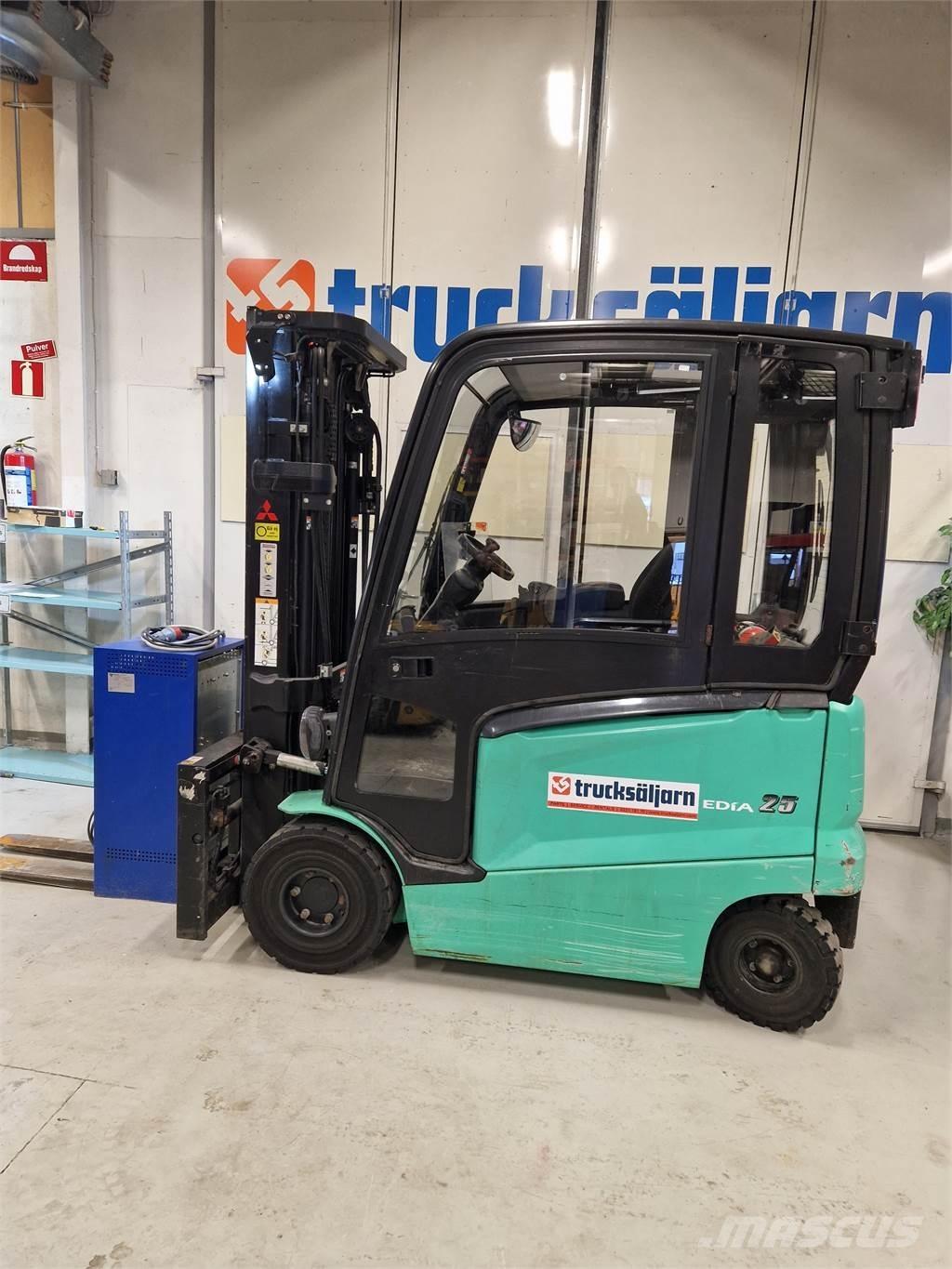 Mitsubishi FB25CN Elmotviktstruckar