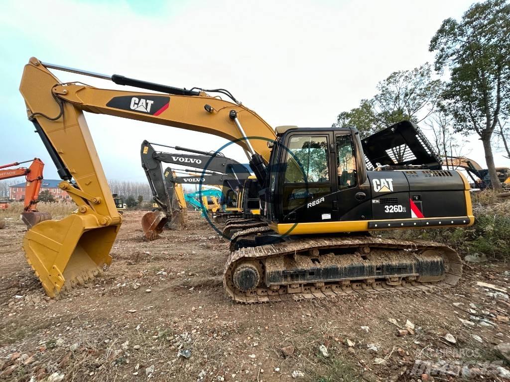 CAT 326D Bandgrävare