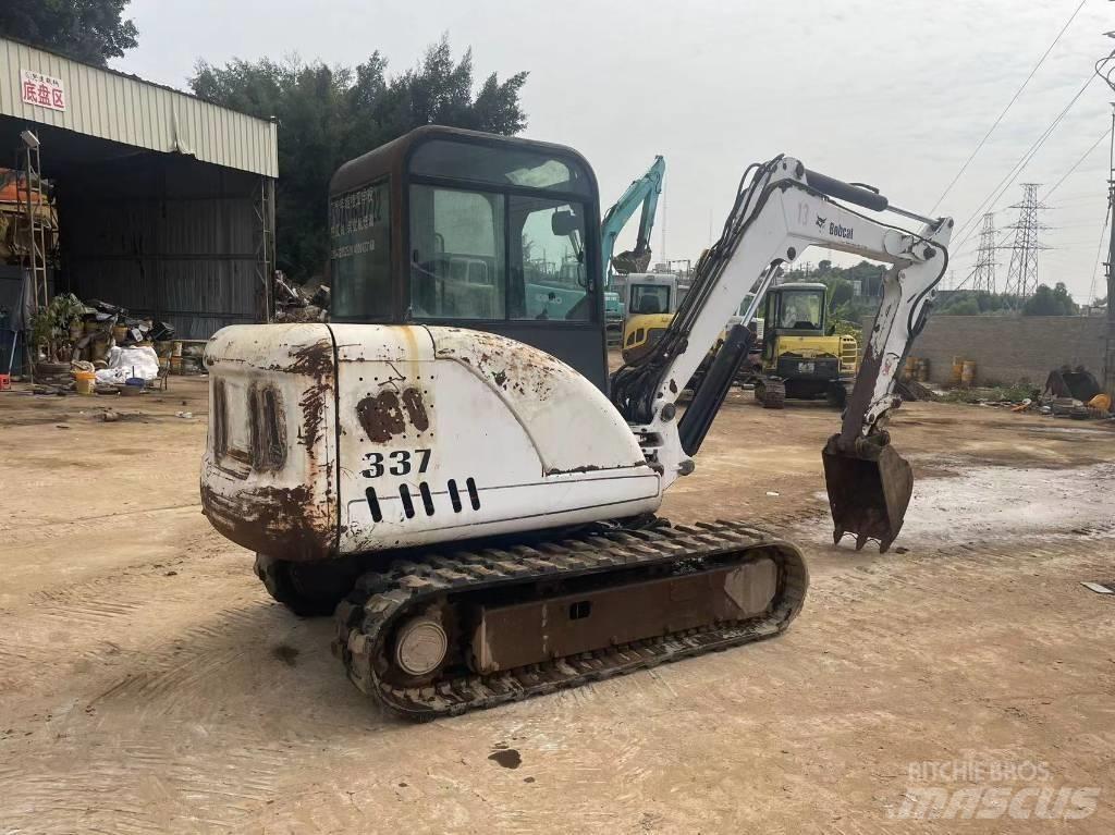 Bobcat 337 Minigrävare < 7t