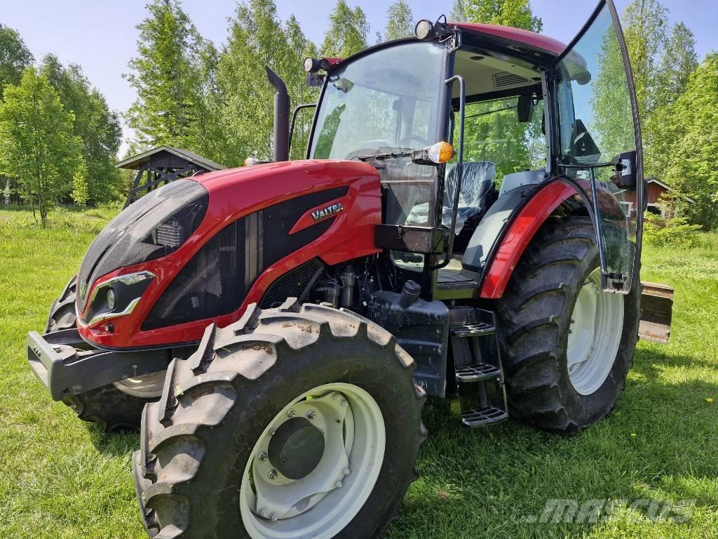 Valtra A 105 Traktorer