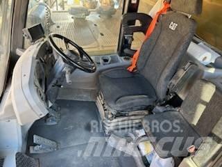 CAT 777F Midjestyrd dumper