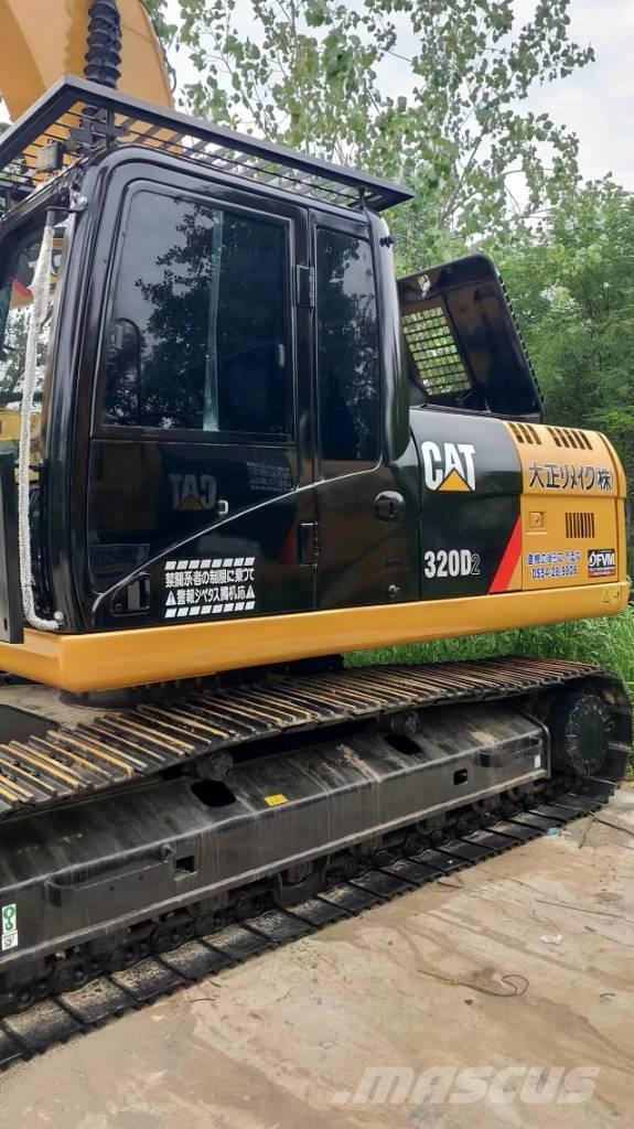 CAT 320D2 Bandgrävare
