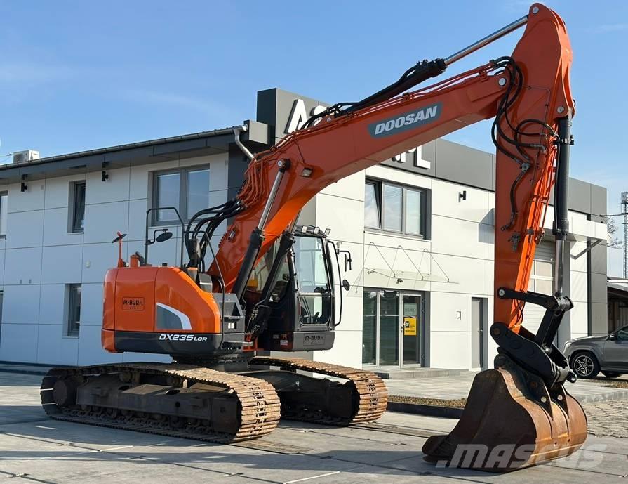 Doosan DX 235 LCR Bandgrävare