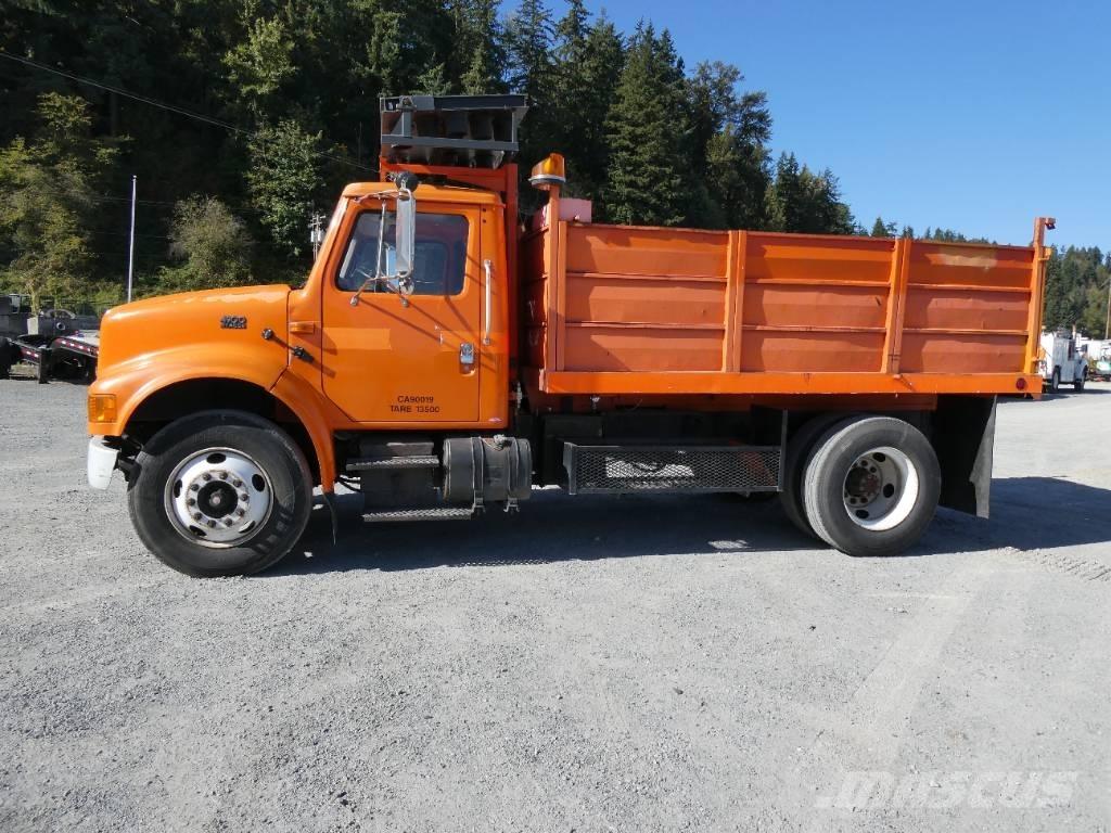 International 4900 Tippbilar