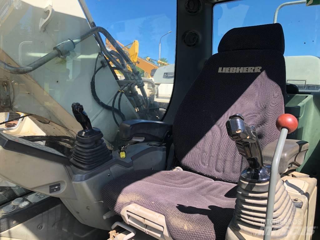 Liebherr R936 NLC Bandgrävare