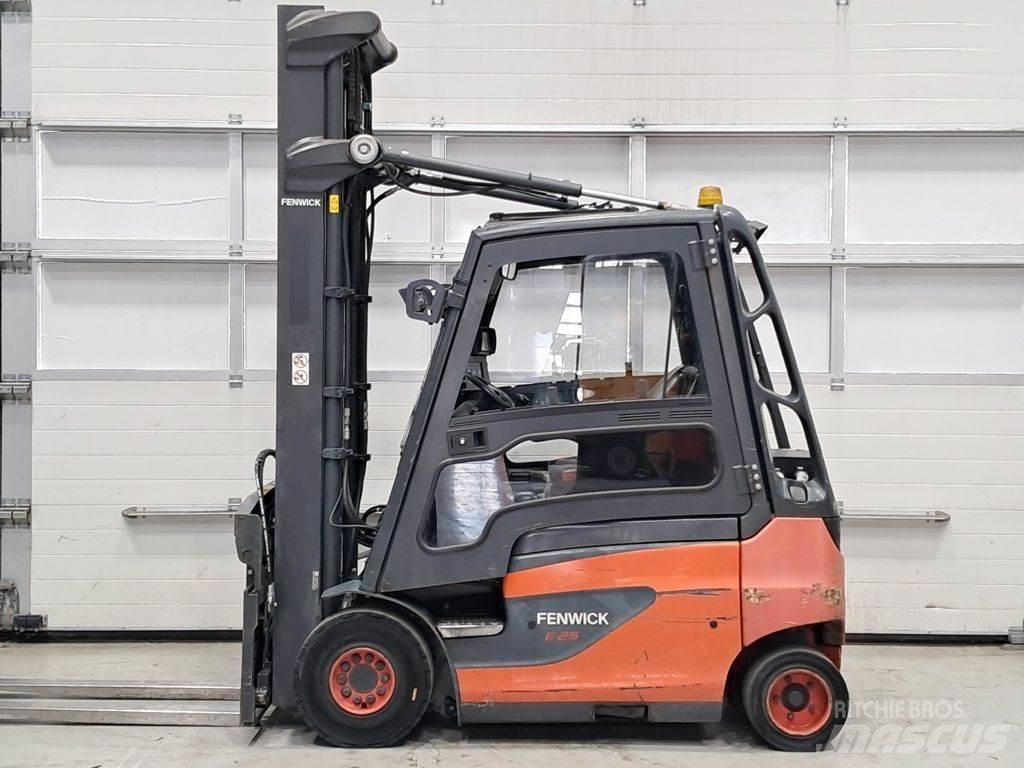 Linde E25-01 Elmotviktstruckar