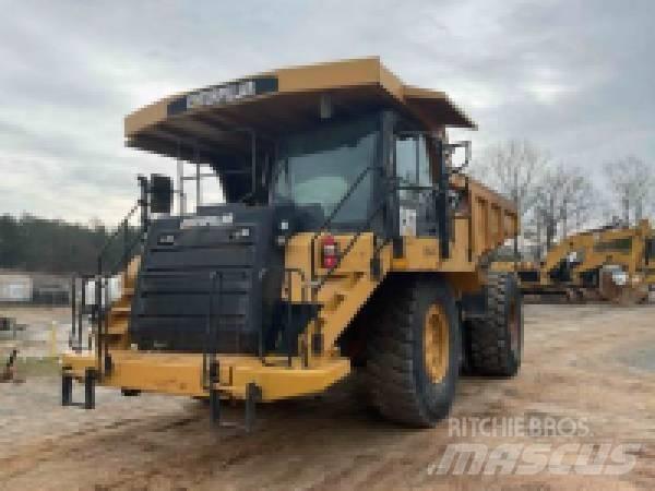 CAT 773 F Midjestyrd dumper