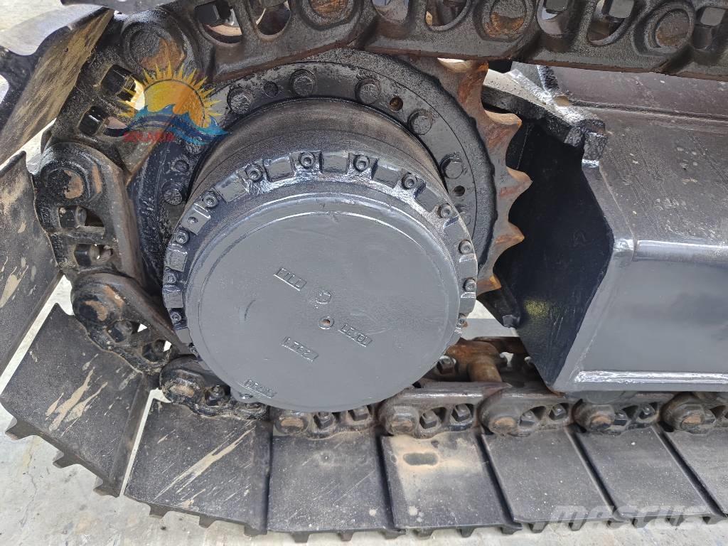 Doosan DX 300 LC Bandgrävare