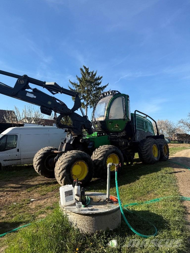 John Deere 1270 E Skördare