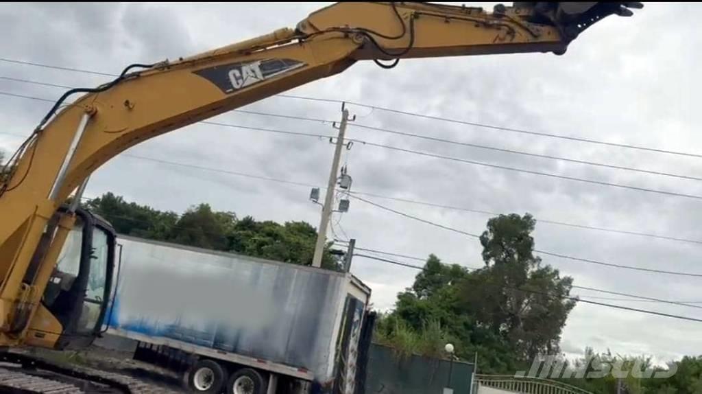 CAT 320 C L Bandgrävare