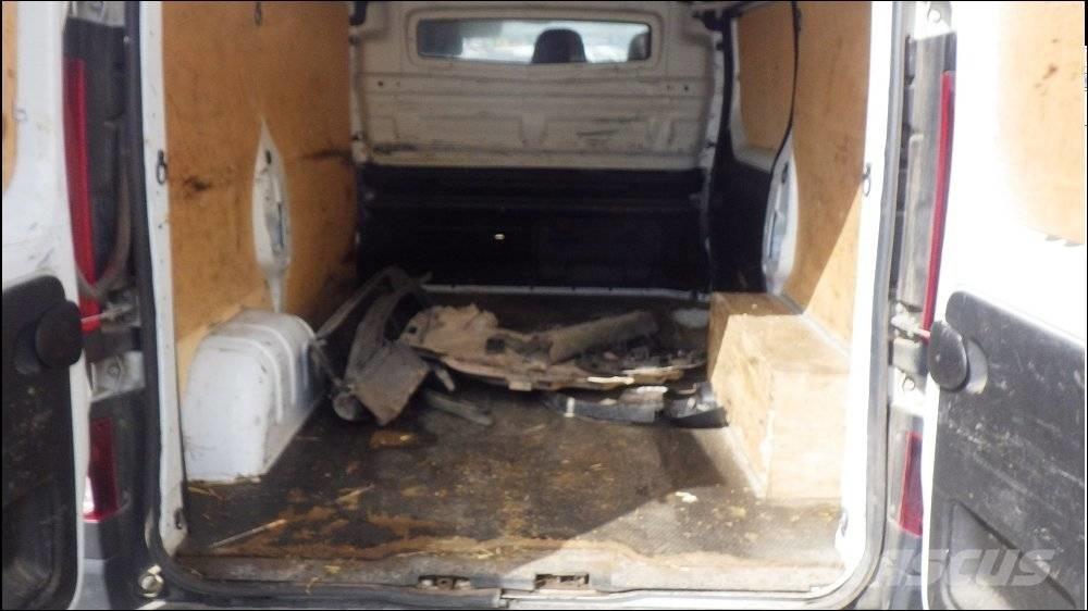 Renault Trafic Lätta lastbilar