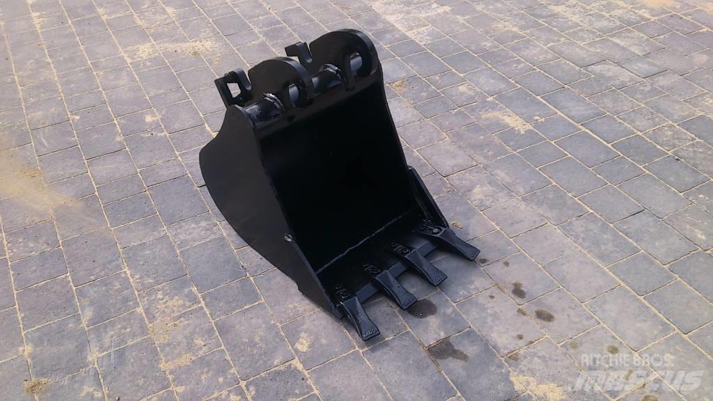 JCB 8008 Minigrävare < 7t