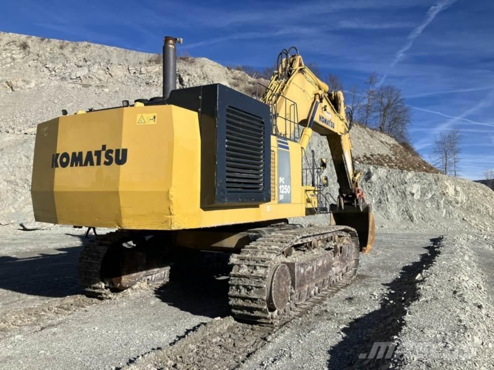 Komatsu PC1250-8 Bandgrävare