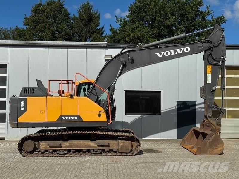 Volvo EC 220 EL Bandgrävare