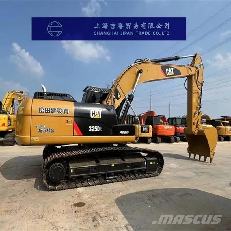 CAT 325 D Bandgrävare
