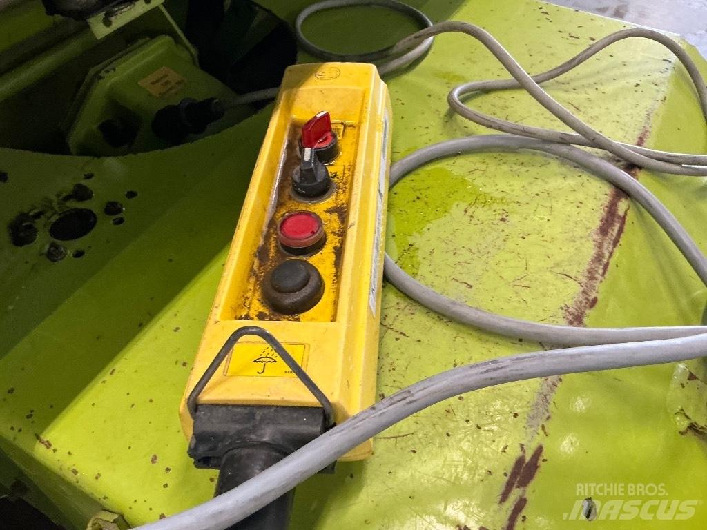 CLAAS Rollant 240 Rundbalspressar