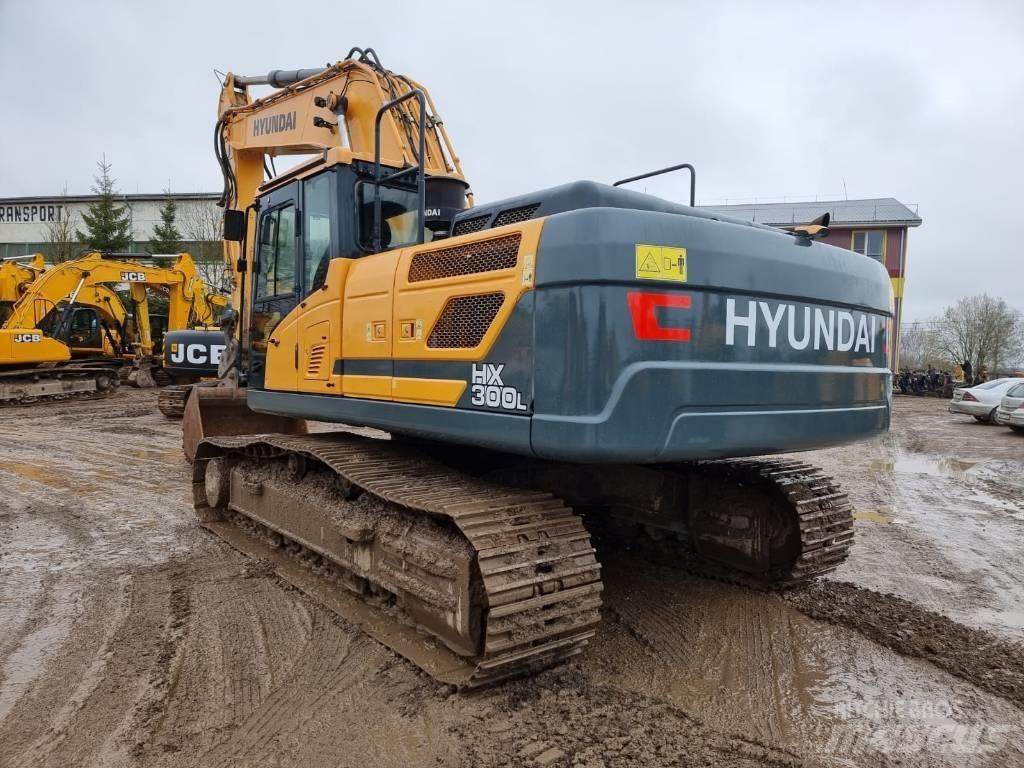Hyundai HX 300 L Bandgrävare