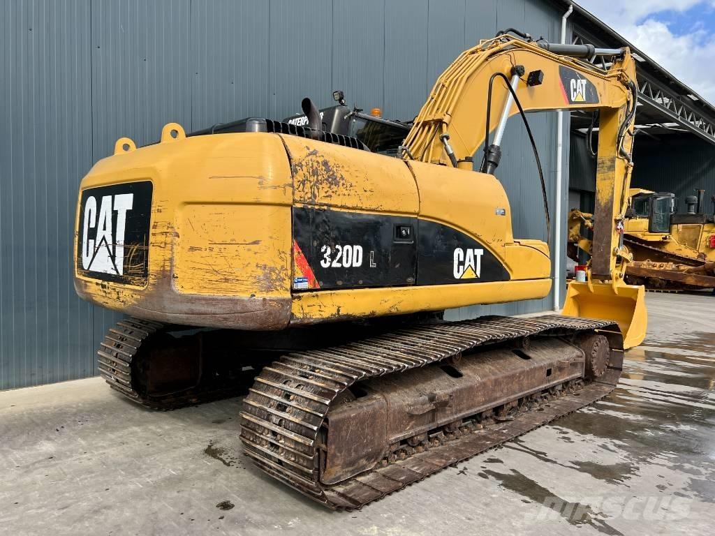 CAT 320D L Bandgrävare
