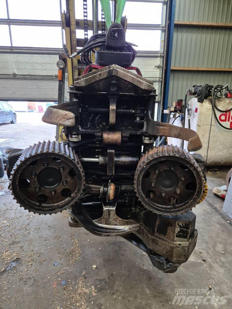 Komatsu 360.2 Skördaraggregat