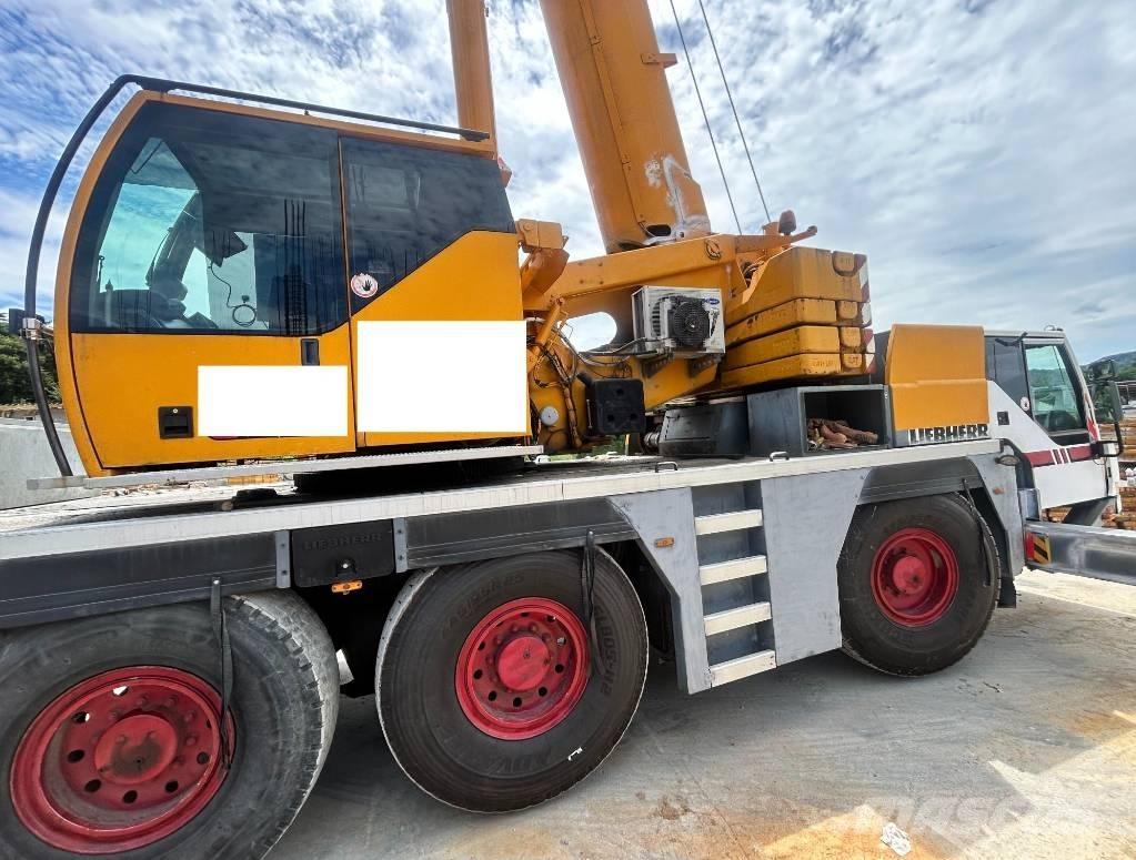 Liebherr LTM 1055 Allterrängkranar