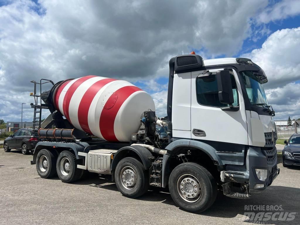 Mercedes-Benz 3244 Cementbil