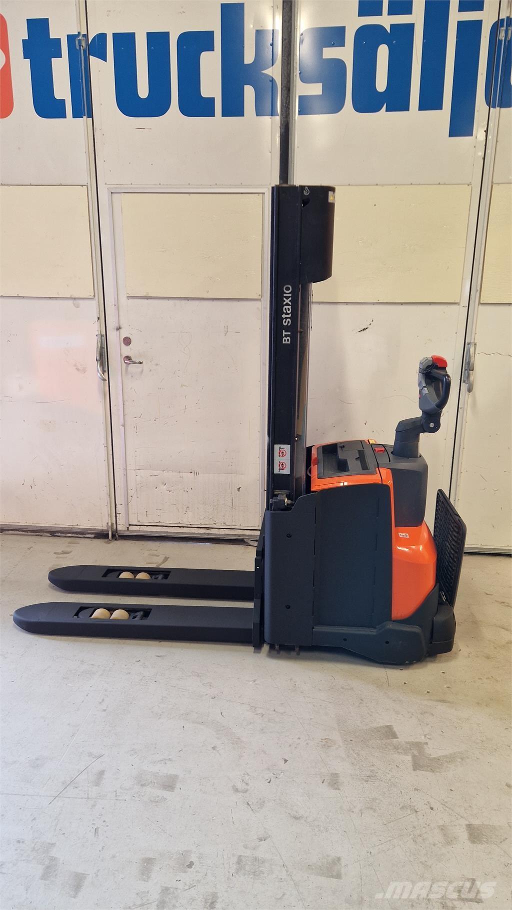 Toyota SWE140L Staplare